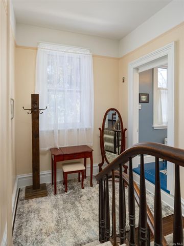 12 Hanscom Avenue, Poughkeepsie, NY 12601