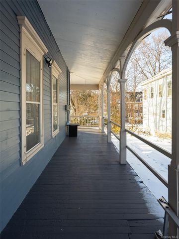 12 Hanscom Avenue, Poughkeepsie, NY 12601