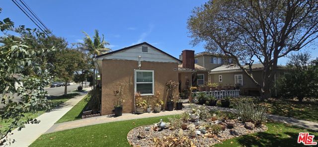 2690 Oregon Avenue, Long Beach, CA 90806