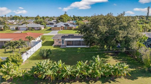1216 SE 27th ST, Cape Coral, FL 33904