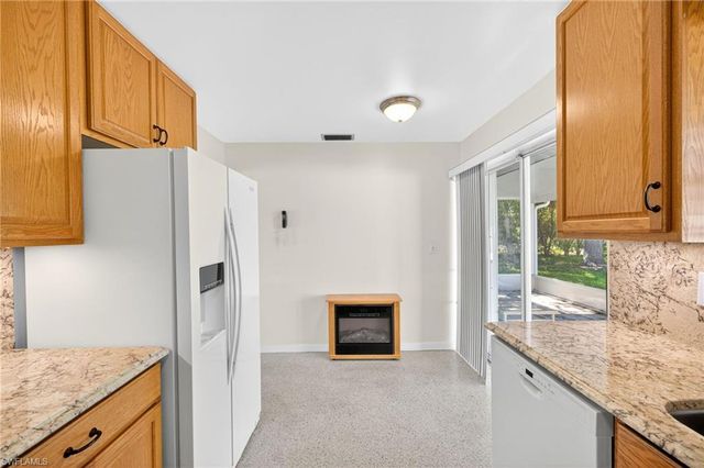 1216 SE 27th ST, Cape Coral, FL 33904