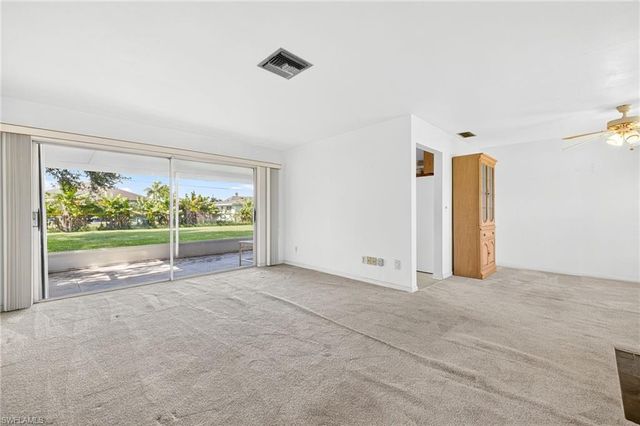 1216 SE 27th ST, Cape Coral, FL 33904
