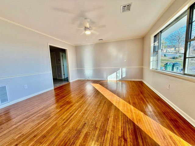 7702 Iowa Drive, Little Rock, AR 72227