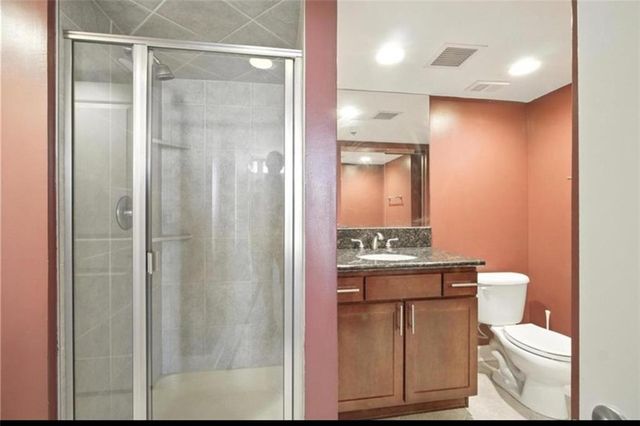 600 E Admiral Boulevard 1703, Kansas City, MO 64106