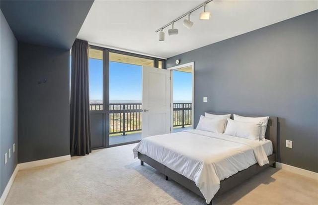 600 E Admiral Boulevard 1703, Kansas City, MO 64106