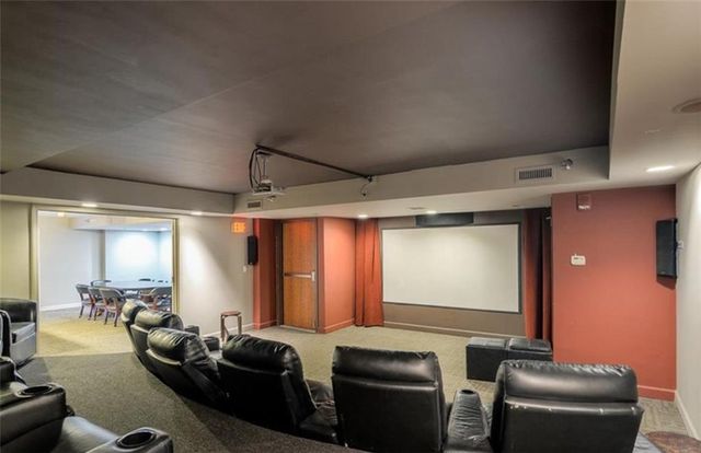 600 E Admiral Boulevard 1703, Kansas City, MO 64106