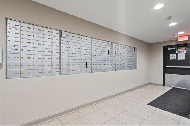 600 E Admiral Boulevard 1703, Kansas City, MO 64106