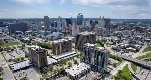 600 E Admiral Boulevard 1703, Kansas City, MO 64106