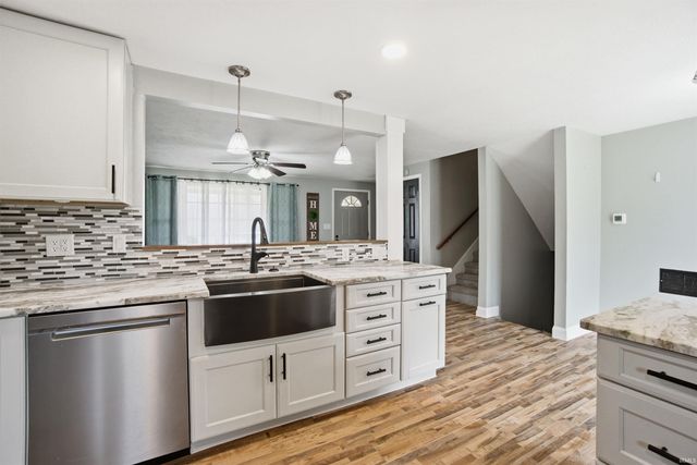 2305 W Clearview Drive, Marion, IN 46952