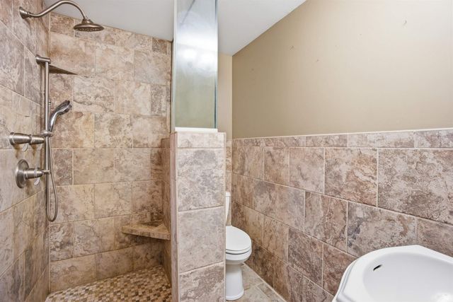 2305 W Clearview Drive, Marion, IN 46952