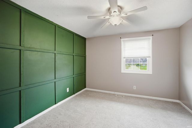 2305 W Clearview Drive, Marion, IN 46952