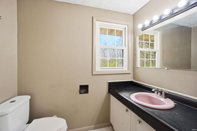 2305 W Clearview Drive, Marion, IN 46952