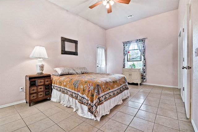 735 E Parks Street, Prairie Grove, AR 72753