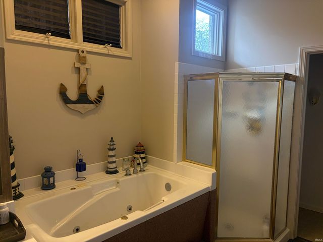 8123 W Ashford Lane, Muncie, IN 47304