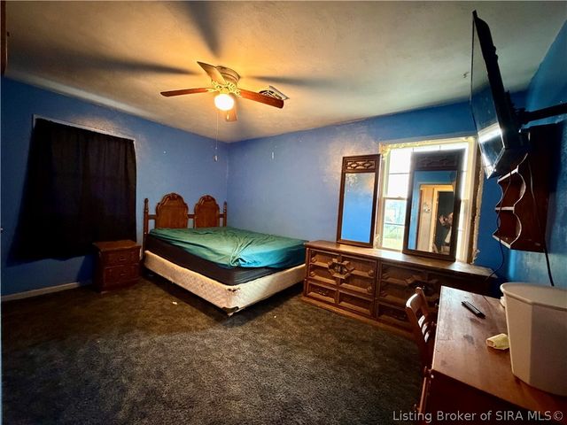 2099 E Gardner Lane, Madison, IN 47250