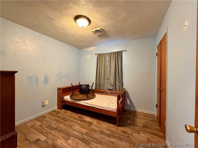 2099 E Gardner Lane, Madison, IN 47250