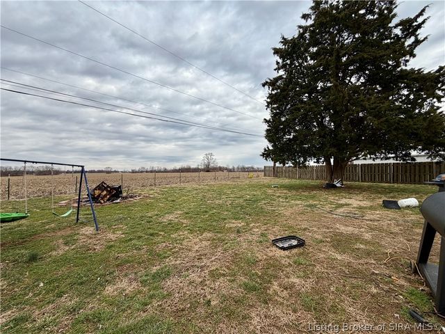 2099 E Gardner Lane, Madison, IN 47250