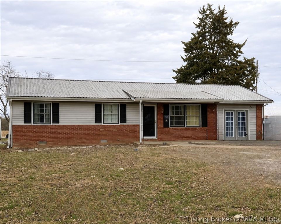 2099 E Gardner Lane, Madison, IN 47250