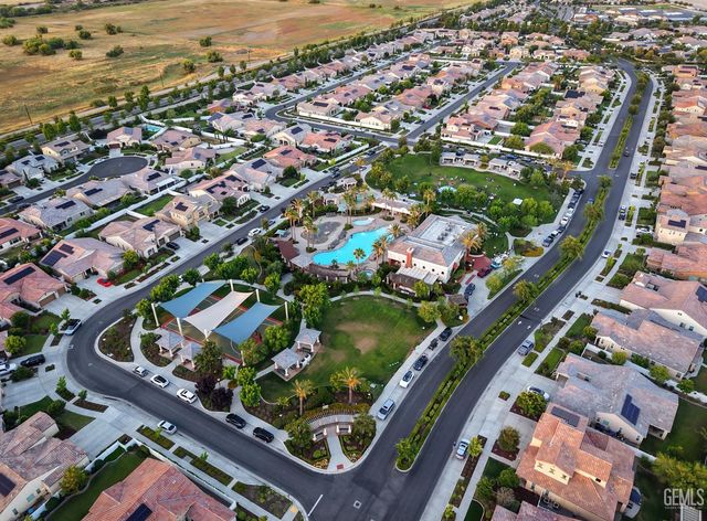 14317 Pemberley Passage, Bakersfield, CA 93311