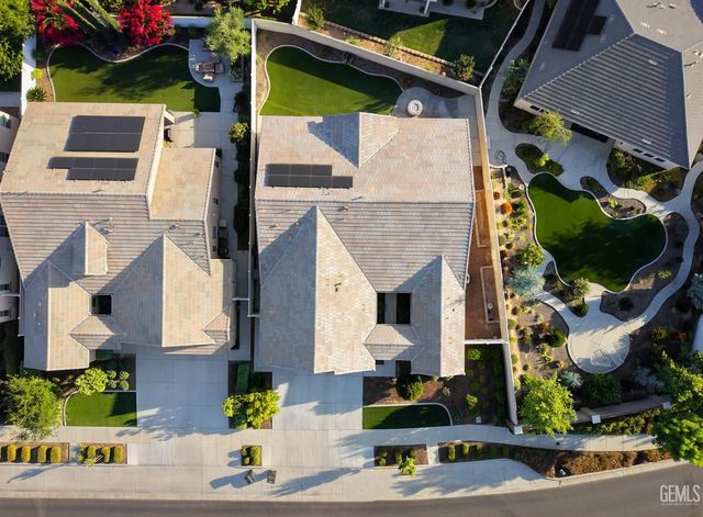 14317 Pemberley Passage, Bakersfield, CA 93311