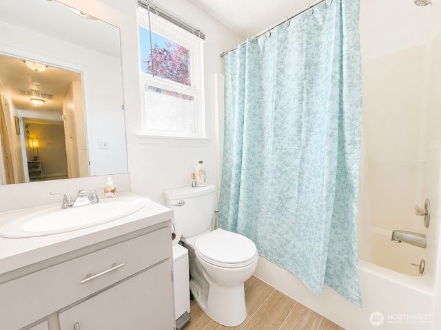 4709 Stikes Drive SE, Lacey, WA 98503