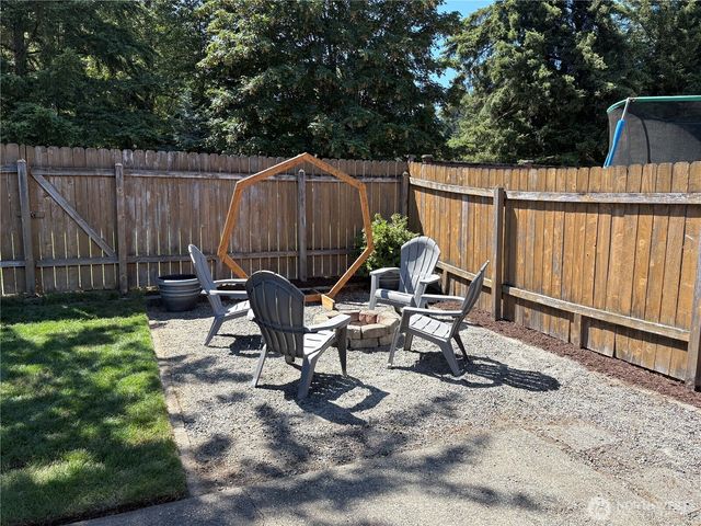 4709 Stikes Drive SE, Lacey, WA 98503
