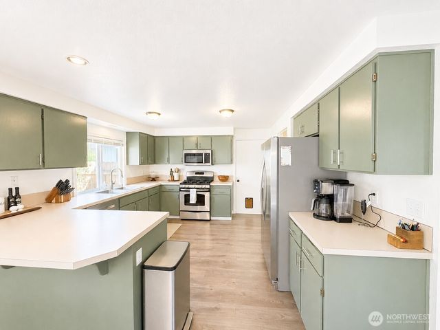 4709 Stikes Drive SE, Lacey, WA 98503