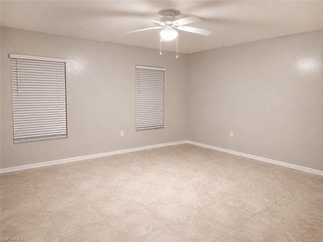 1614 SW 22nd TER, Cape Coral, FL 33991