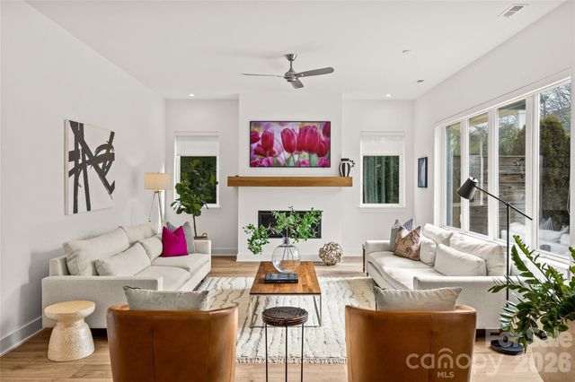 1267 Realta Drive, Charlotte, NC 28211