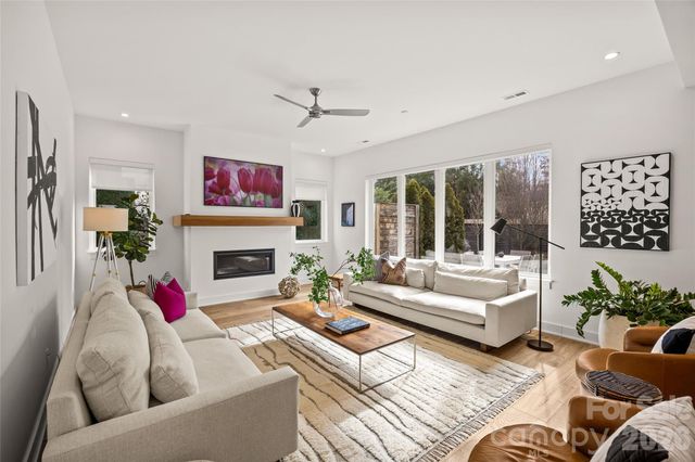 1267 Realta Drive, Charlotte, NC 28211