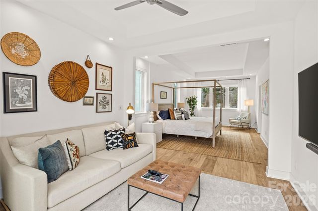 1267 Realta Drive, Charlotte, NC 28211