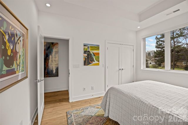 1267 Realta Drive, Charlotte, NC 28211