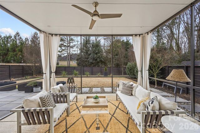 1267 Realta Drive, Charlotte, NC 28211