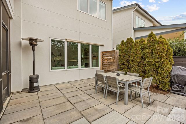 1267 Realta Drive, Charlotte, NC 28211