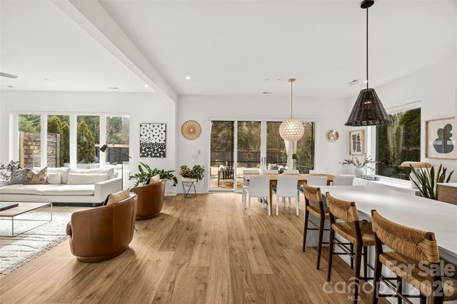 1267 Realta Drive, Charlotte, NC 28211