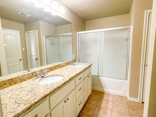 210 Paschall, Mabank, TX 75147