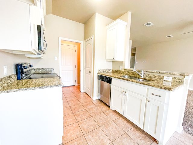 210 Paschall, Mabank, TX 75147