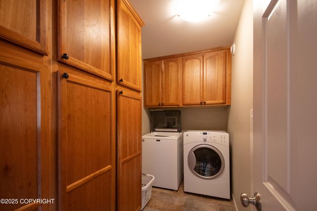 925 Soundview Avenue, Homer, AK 99603