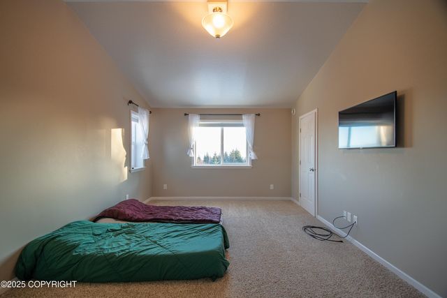 925 Soundview Avenue, Homer, AK 99603