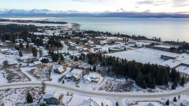 925 Soundview Avenue, Homer, AK 99603