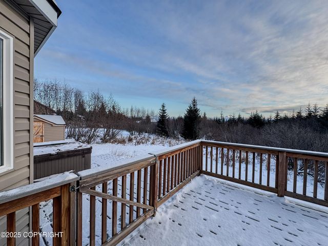925 Soundview Avenue, Homer, AK 99603