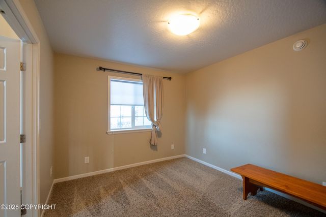 925 Soundview Avenue, Homer, AK 99603