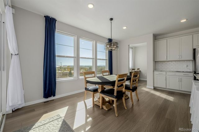 23652 E 40th Avenue, Aurora, CO 80019