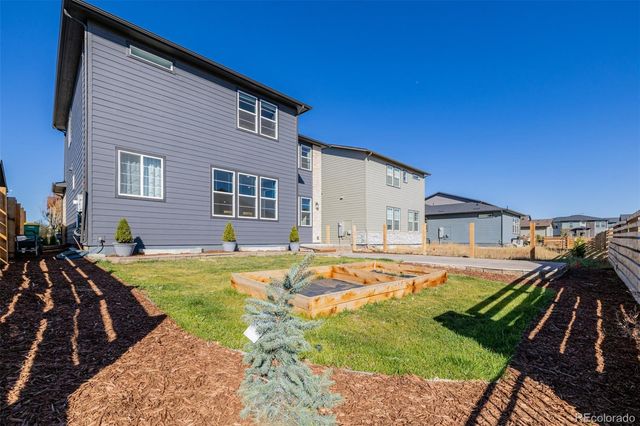 23652 E 40th Avenue, Aurora, CO 80019