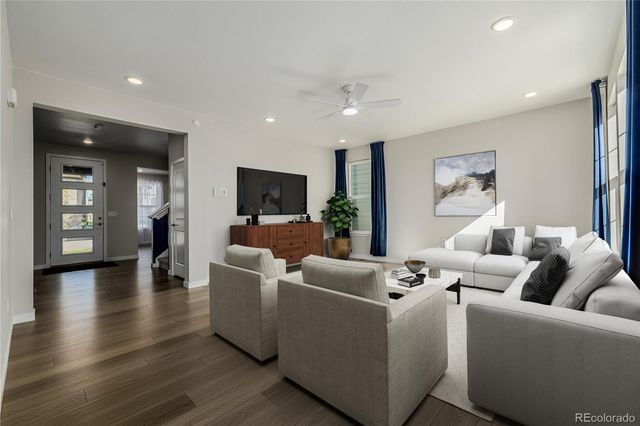 23652 E 40th Avenue, Aurora, CO 80019