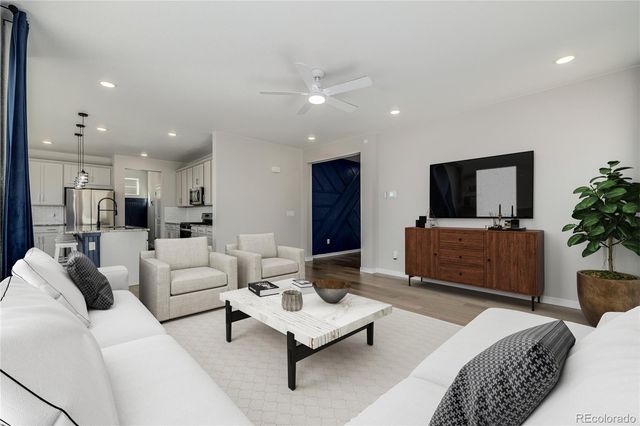 23652 E 40th Avenue, Aurora, CO 80019