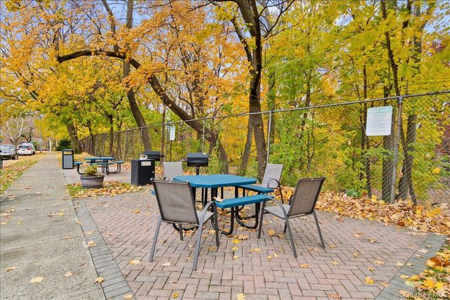 154 Pearsall Dr 1E, Mount Vernon, NY 10552