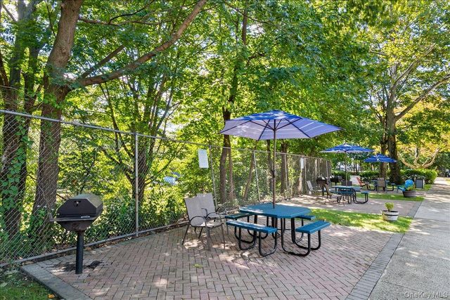 154 Pearsall Dr 1E, Mount Vernon, NY 10552