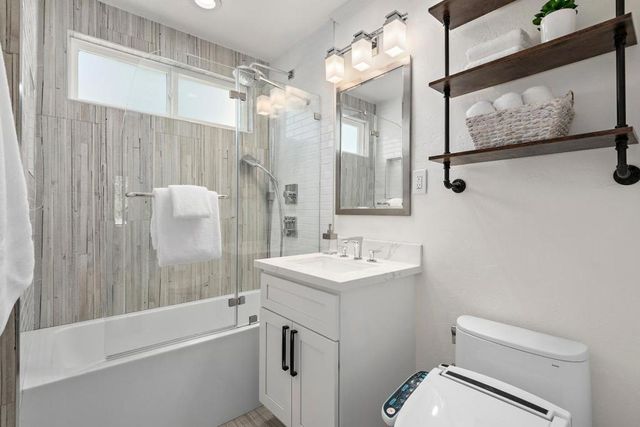 1858 Alameda De Las Pulgas, Redwood City, CA 94061