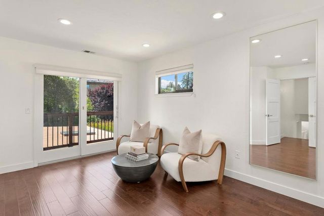 1858 Alameda De Las Pulgas, Redwood City, CA 94061